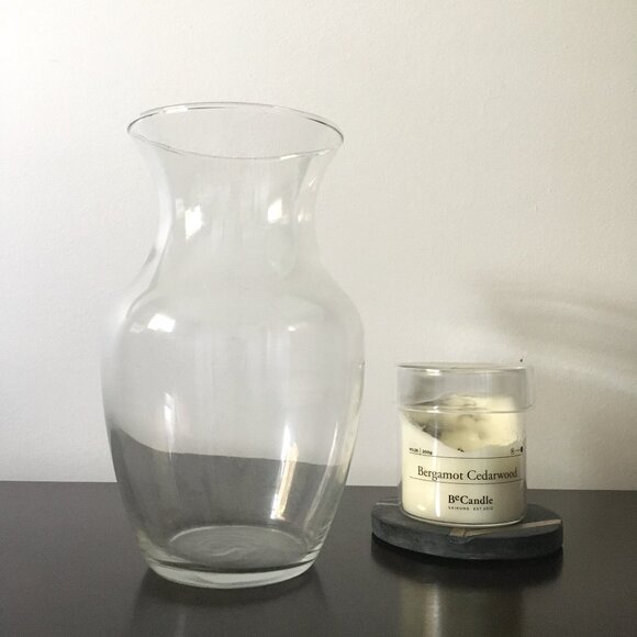 Medium Glass Bouquet Vase - Picture 1 of 6